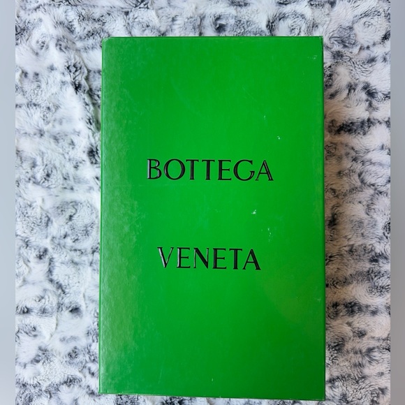 BOTTEGA VENETA PUDDLE LOAFER - Picture 2 of 9